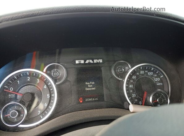 3C63R3GJ3RG404896 2024 RAM 3500 White Вид щитка приладів