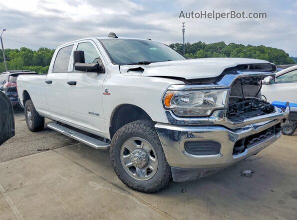 3C63R3GL9MG667825 2021 RAM 3500 Белый Передняя правая четверть