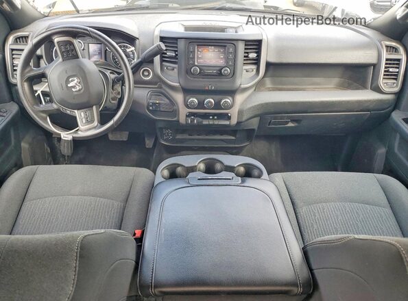 3C63R3GL9MG667825 2021 RAM 3500 Белый Вид панели приборов