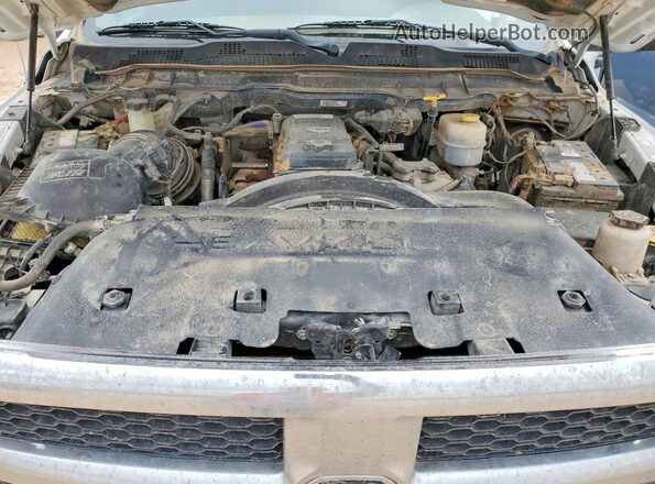 3C63R3GLXJG285508 2018 RAM 3500 Белый Вид задней части салона