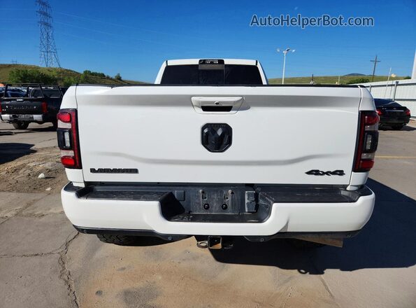 3C63R3JL0NG396910 2022 RAM 3500 White Вид ззаду