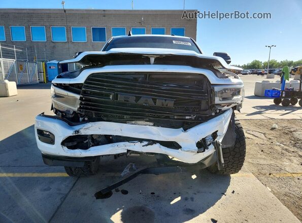 3C63R3JL0NG396910 2022 RAM 3500 White Вид спереду