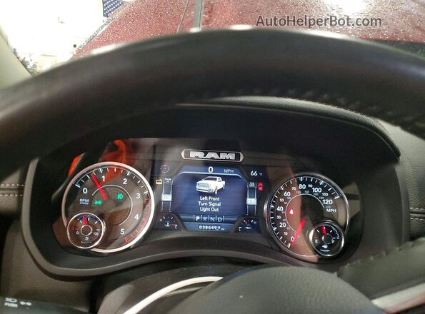 3C63R3JL4RG108716 2024 RAM 3500 Red Սարքավորումների վահանակի տեսք