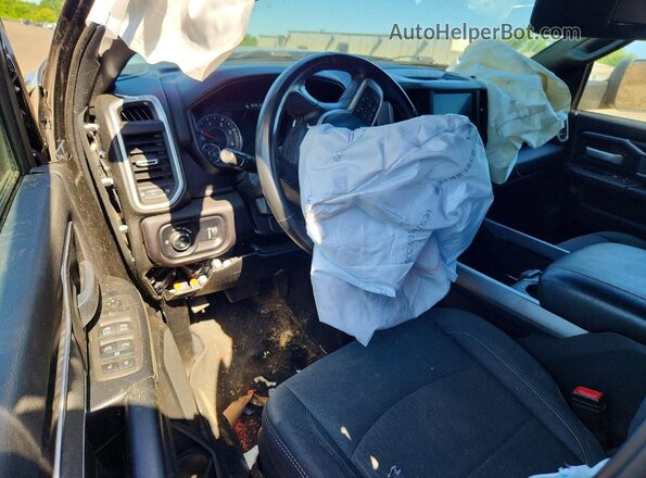 3C63R3LL6NG428630 2022 RAM 3500 Черный Вид панели приборов