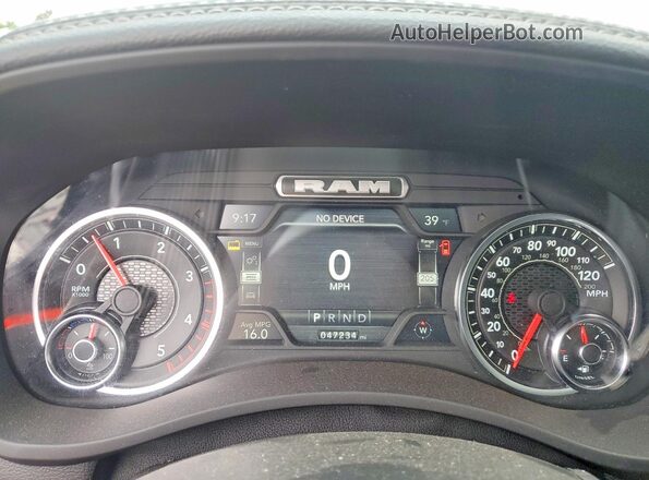 3C63R3ML8PG573847 2023 RAM 3500 Black Vista del cuadro de instrumentos