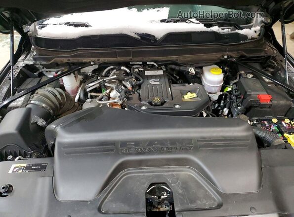 3C63R5CL1SG513933 2025 RAM 2500 Black Սալոնի հետևի տեսք
