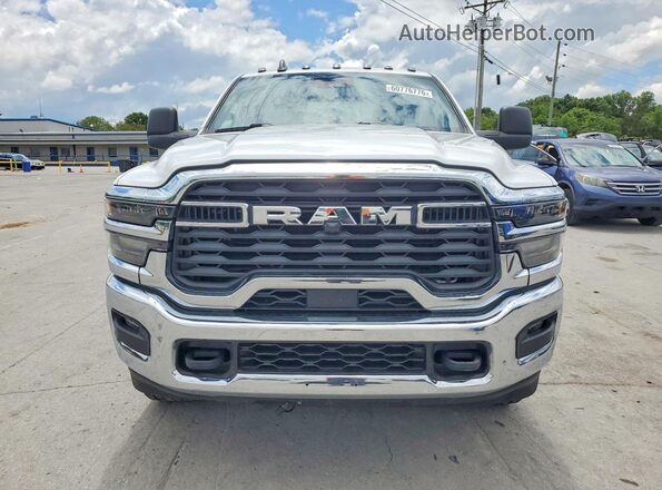 3C63R5CL9SG504364 2025 RAM 2500 White Widok z przodu