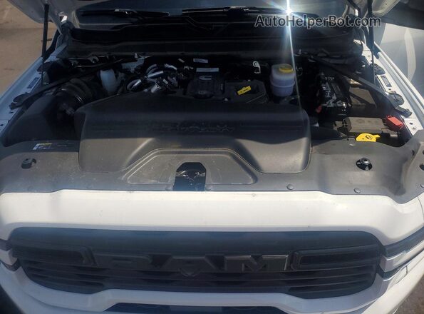 3C63R5DL0TG183542 2026 RAM 2500 White Widok wnętrza z tyłu