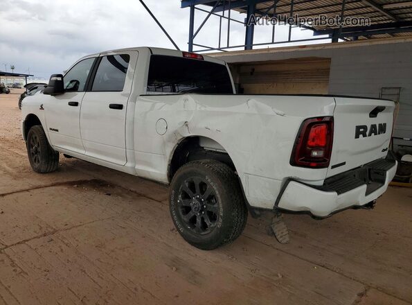 3C63R5DL6TG153638 2026 RAM 2500 Белый Задняя левая четверть