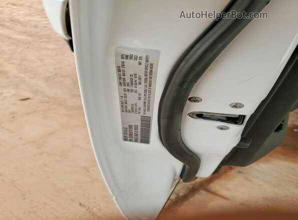 3C63R5DL6TG153638 2026 RAM 2500 Белый Вид подкапотного пространства