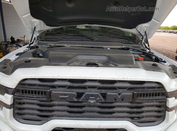 3C63R5DL6TG153638 2026 RAM 2500 Белый Вид задней части салона