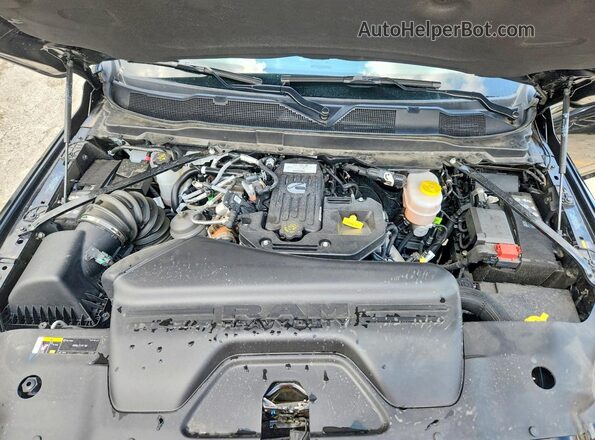 3C63R5DL7TG215743 2026 RAM 2500 Black Widok wnętrza z tyłu
