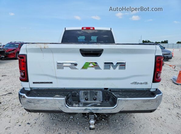 3C63R5DLXSG528364 2025 RAM 2500 White Widok z tyłu