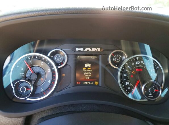 3C63RRGL1NG416401 2022 RAM 3500 Gray Vista del cuadro de instrumentos