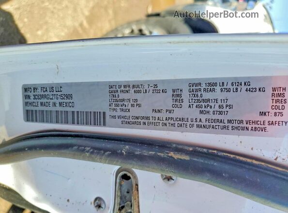 3C63RRGL2TG152909 2026 RAM 3500 White Շարժիչի բաժամունքի տեսք