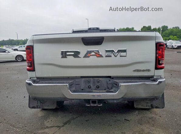 3C63RRGL3TG184171 2026 RAM 3500 White Vista trasera
