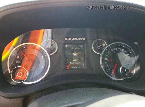 3C63RRGL6MG528772 2021 RAM 3500 White Vista del cuadro de instrumentos