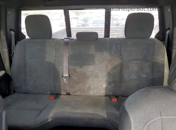 3C63RRGL6MG528772 2021 RAM 3500 White Vista de los asientos traseros