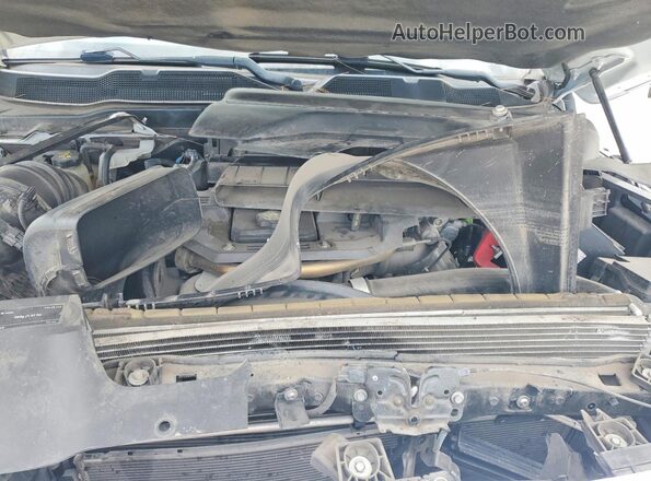 3C63RRGL6NG113565 2022 RAM 3500 White Vista interior trasera