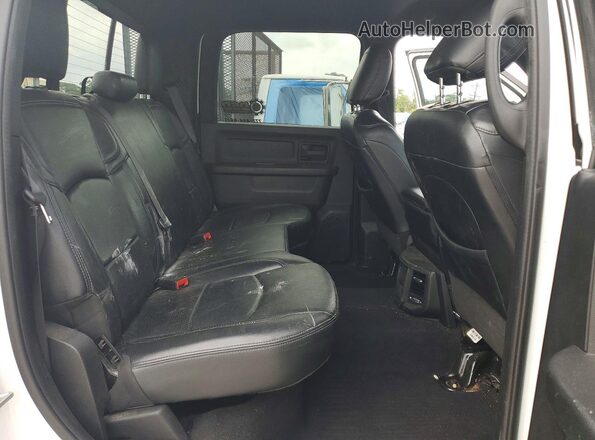 3C63RRGL6NG113565 2022 RAM 3500 White Vista de los asientos traseros