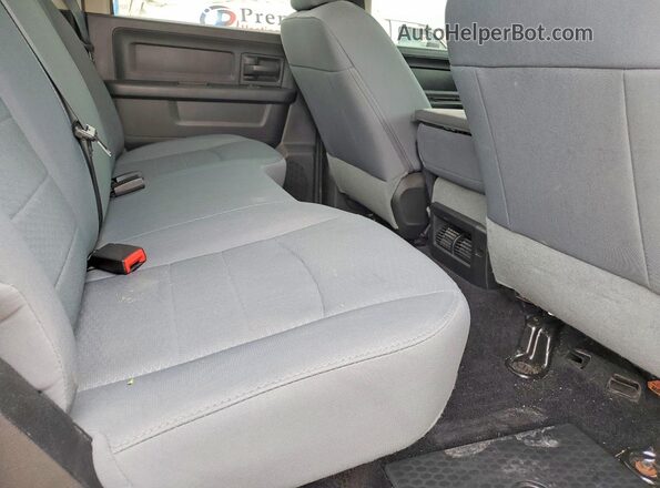 3C63RRGL7GG389661 2016 RAM 3500 White Vista de los asientos traseros