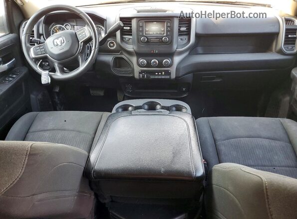 3C63RRGL8KG663068 2019 RAM 3500 White Widok deski rozdzielczej