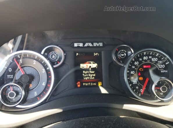 3C63RRGL9RG128762 2024 RAM 3500 White Вид щитка приладів