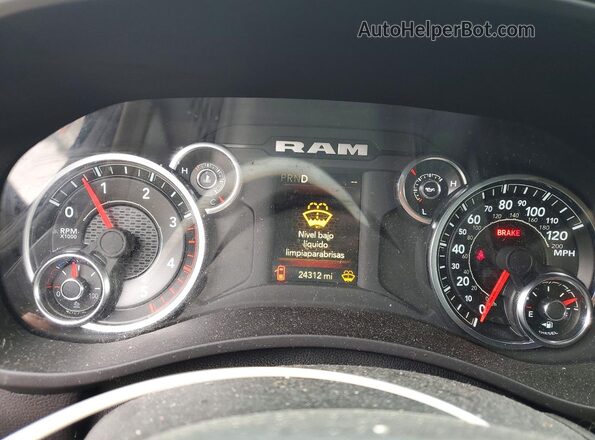 3C63RRHL4RG137982 2024 RAM 3500 Black Вид щитка приладів