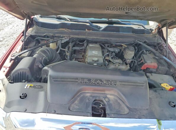3C63RRHL7LG271697 2020 RAM 3500 Burgundy Widok wnętrza z tyłu