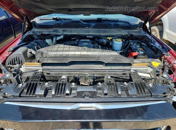 3C63RRJL3NG136388 2022 RAM 3500 Burgundy Widok wnętrza z tyłu
