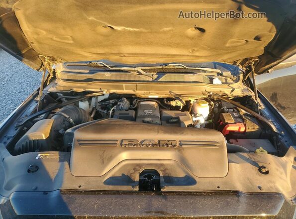 3C63RRJL5NG101979 2022 RAM 3500 Black Սալոնի հետևի տեսք