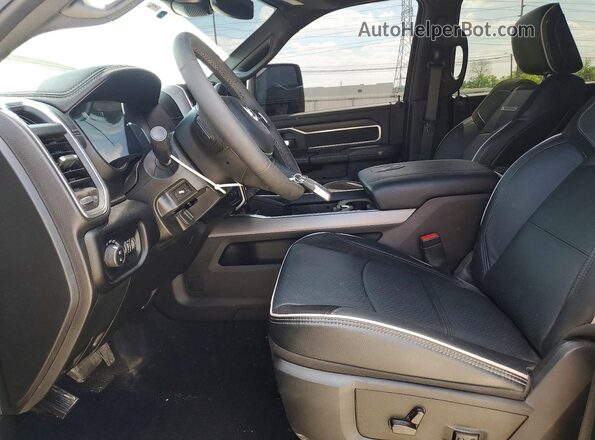 3C63RRJLXTG154495 2026 RAM 3500 Gray წინა სალონის ხედი