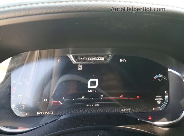 3C63RRJLXTG154495 2026 RAM 3500 Gray ხელსაწყოთა პანელის ხედი