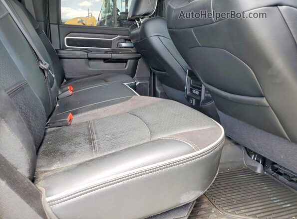 3C63RRJLXTG154495 2026 RAM 3500 Gray უკანა სავარძლების ხედი