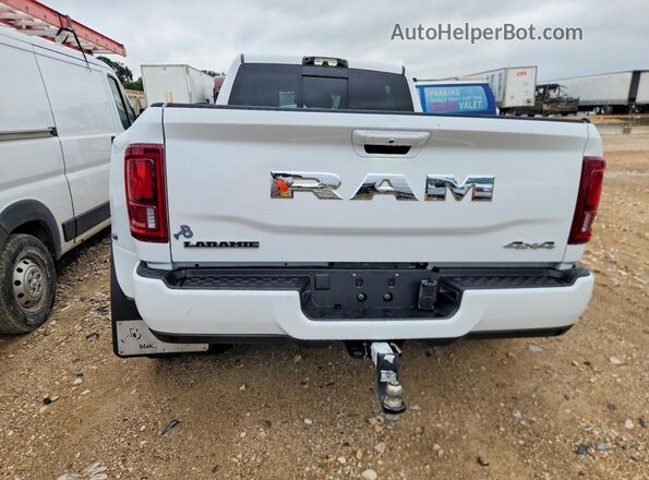 3C63RRML4SG519960 2025 RAM 3500 White Rear view