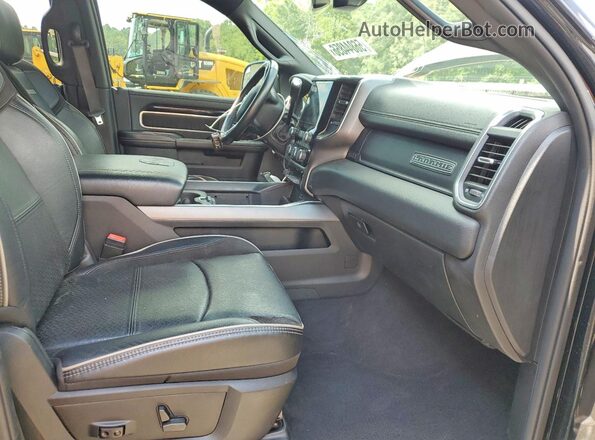 3C63RRML8NG193617 2022 RAM 3500 Black Вид салону спереду