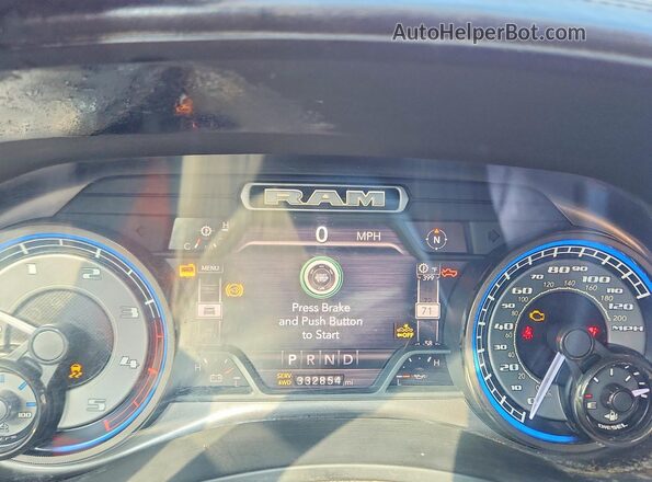 3C63RRRL3KG708429 2019 RAM 3500 Silver Instrument cluster view
