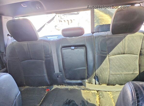 3C63RRRL3KG708429 2019 RAM 3500 Silver Rear seats view