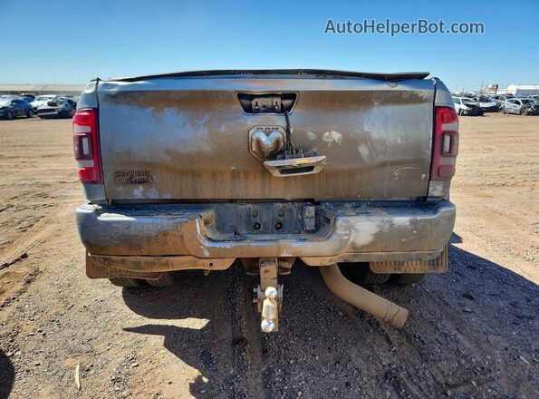 3C63RRRL3KG708429 2019 RAM 3500 Silver Rear view