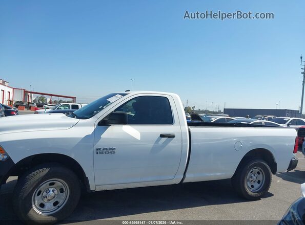 3C6JR6DG2HG622358 2017 RAM 1500 White 360 interior view