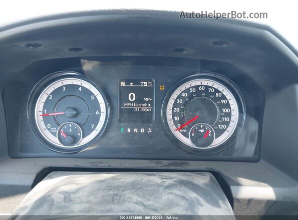 3C6JR6DG2KG502843 2019 RAM 1500 CLASSIC White Vista de los asientos traseros