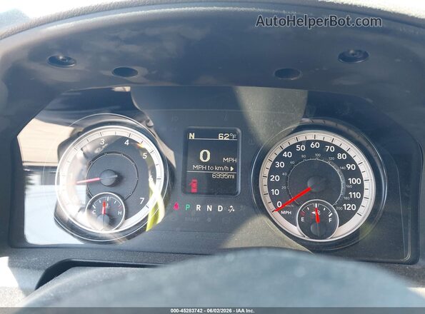 3C6JR6DG2KG589529 2019 RAM 1500 CLASSIC Коричневый Вид задних сидений