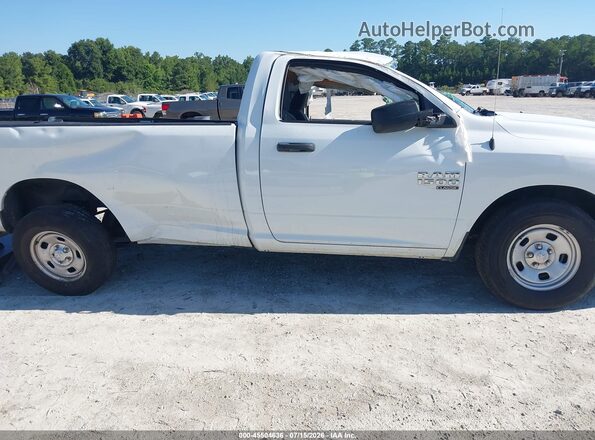 3C6JR6DG2NG374592 2022 RAM 1500 CLASSIC Gray Rear interior view