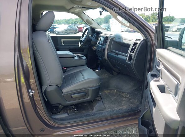 3C6JR6DG3KG505847 2019 RAM 1500 CLASSIC Brown Սալոնի դիմացի տեսք