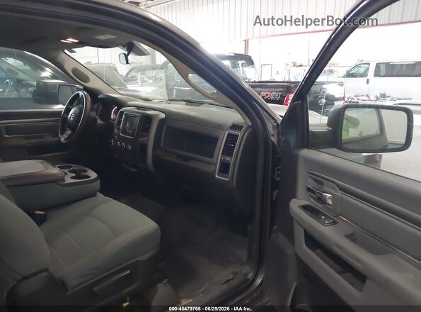 3C6JR6DG5HG764896 2017 RAM 1500 Gray Front interior view