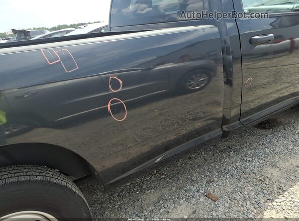 3C6JR6DG5HG764901 2017 RAM 1500 Серый Вид спереди