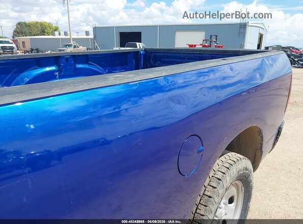 3C6JR6DG5JG321475 2018 RAM 1500 Blue Widok wnętrza z tyłu