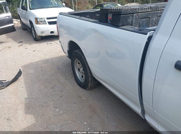 3C6JR6DT7GG311925 2016 RAM 1500 Белый Вид спереди