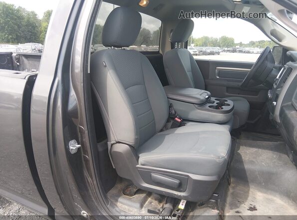 3C6JR7DT2GG320490 2016 RAM 1500 Gray Widok naklejki z numerem VIN