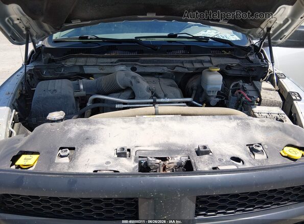 3C6LR5AT1JG363596 2018 RAM 2500 Silver Vista trasera